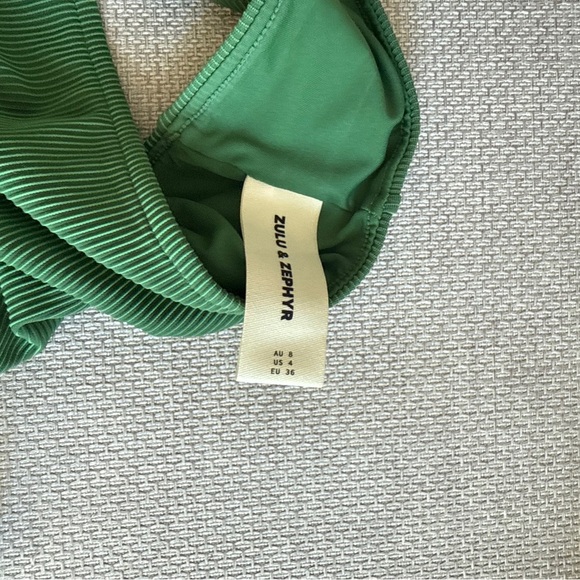 barely used Zulu & Zephyr Green Bikini - Picture 4 of 6